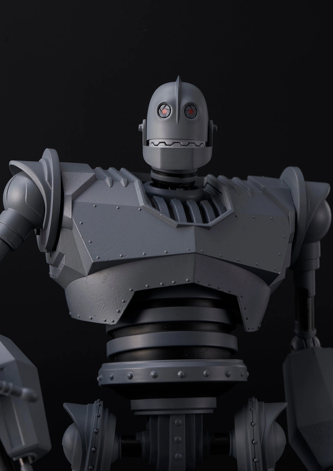 1000toys Sentinel Riobot The Iron Giant Battle Mode Version Diecast Action Figure