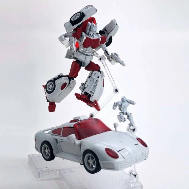 Fans Hobby - Master Builder MB-12 Athena (Reissue)
