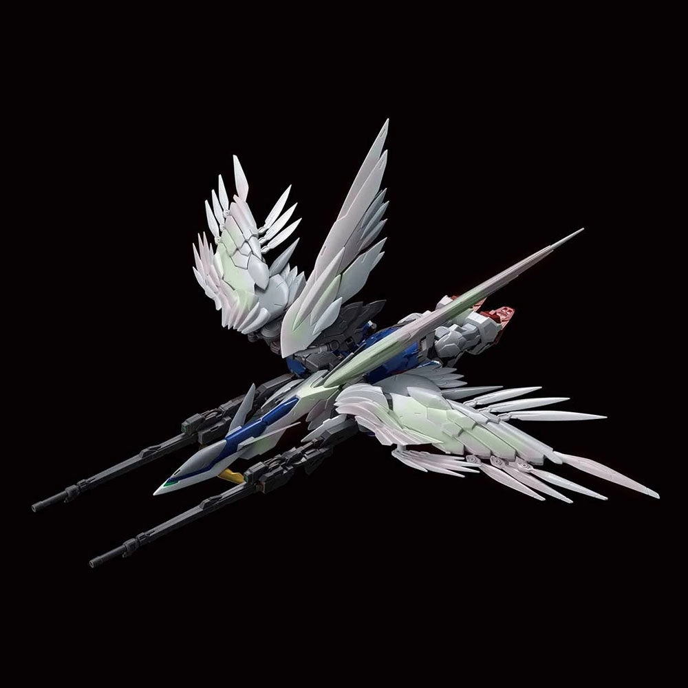 Gundam 1/100 Hi-Resolution Wing Gundam Zero Custom (EW) Special Coating (Pearl) Model Kit