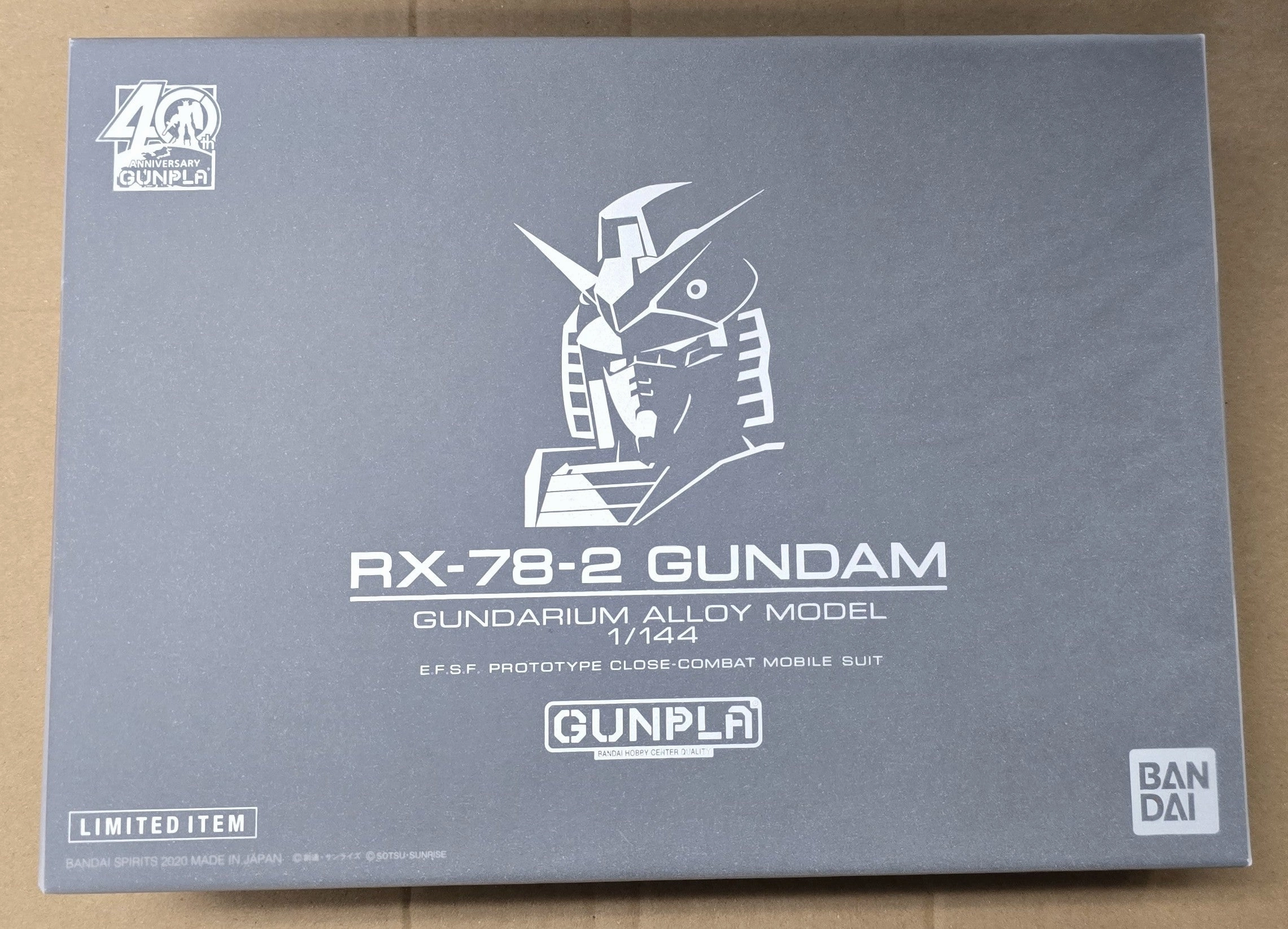 Gundam 1/144 Gundarium Alloy RX-78-2 Gundam Alloy Model Kit Limited Edition Exclusive RARE