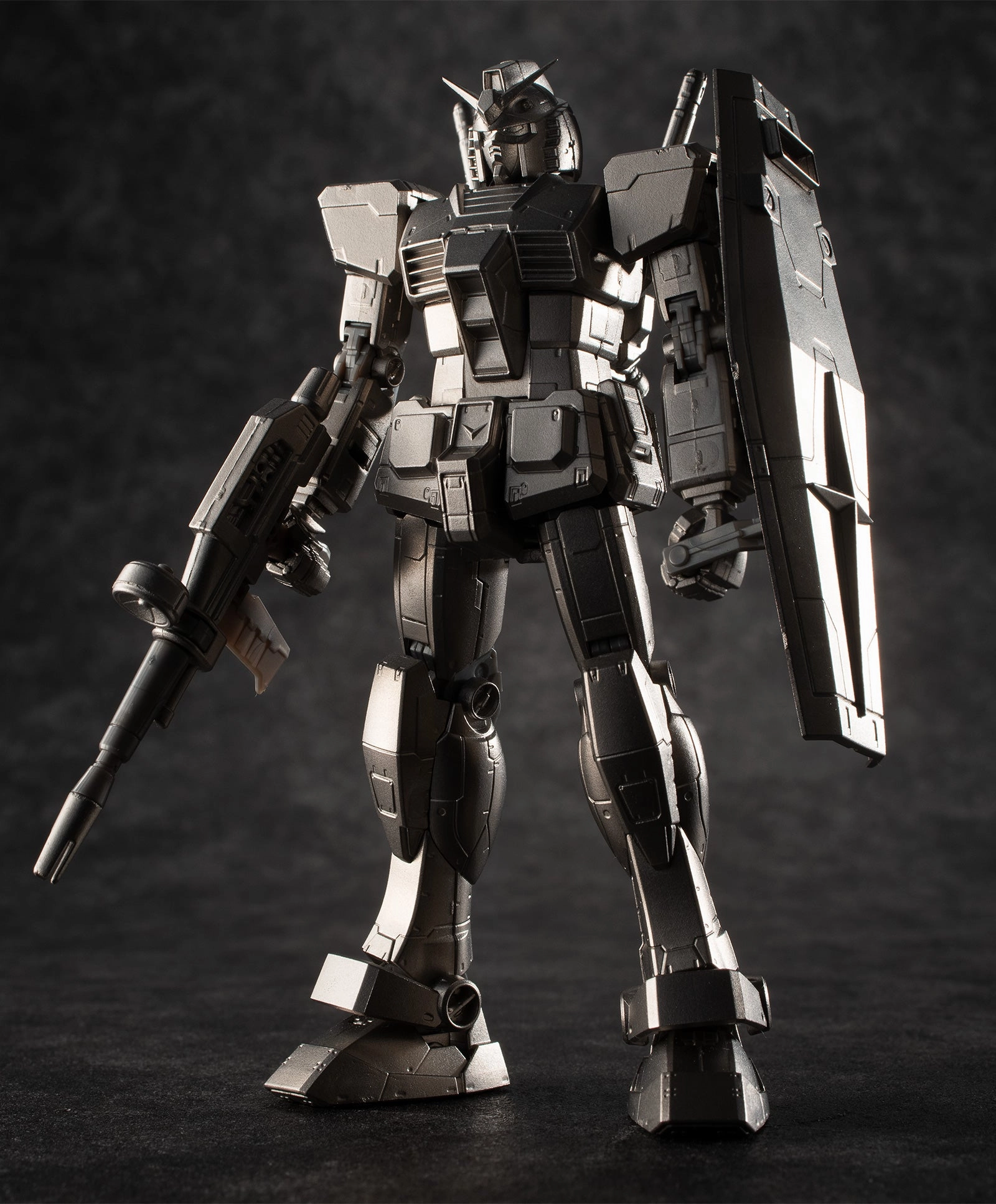 Gundam 1/144 Gundarium Alloy RX-78-2 Gundam Alloy Model Kit Limited Edition Exclusive RARE