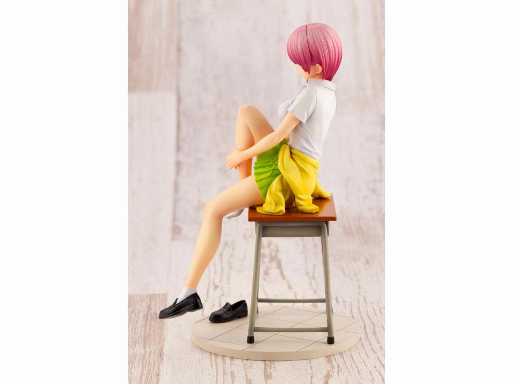 Kotobukiya 1/8 The Quintessential Quintuplets Ichika Nakano Scale Statue Figure PP890