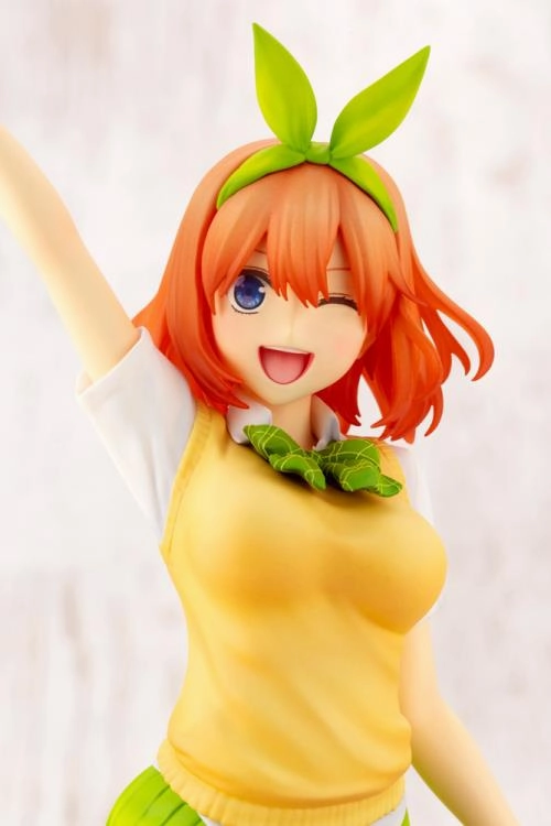 Kotobukiya 1/8 The Quintessential Quintuplets Yotsuba Nakano Scale Statue Figure PP893