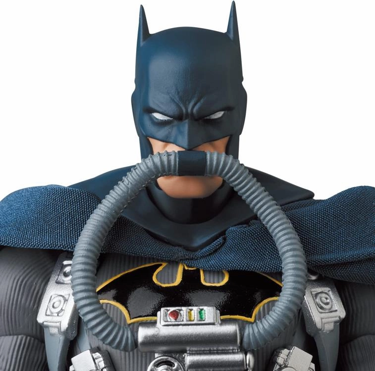 Mafex No. 166 Batman: Hush Batman (Stealth Jumper Ver.) Action Figure Medicom