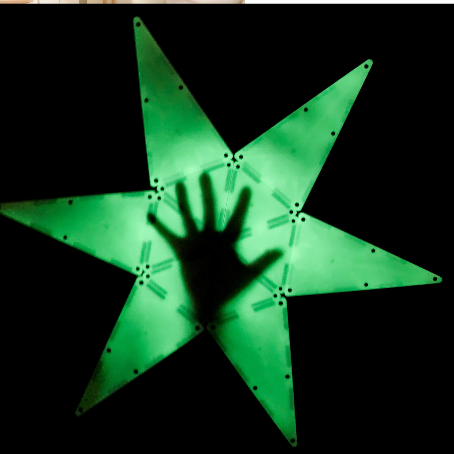 Magna-Tiles Glow in the Dark 16pcs