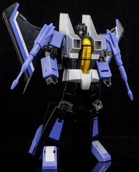 Make Toys Re: Master MTRM-12 Skycrow Action Figure