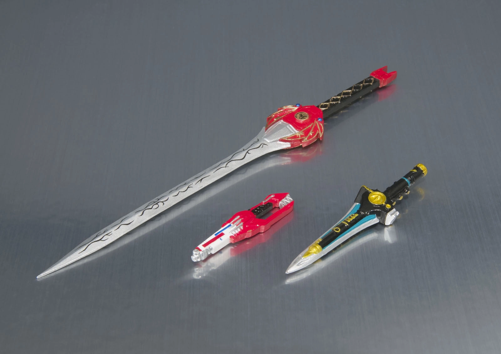 S.H. Figuarts Mighty Morphin Power Rangers - Armored Red Ranger