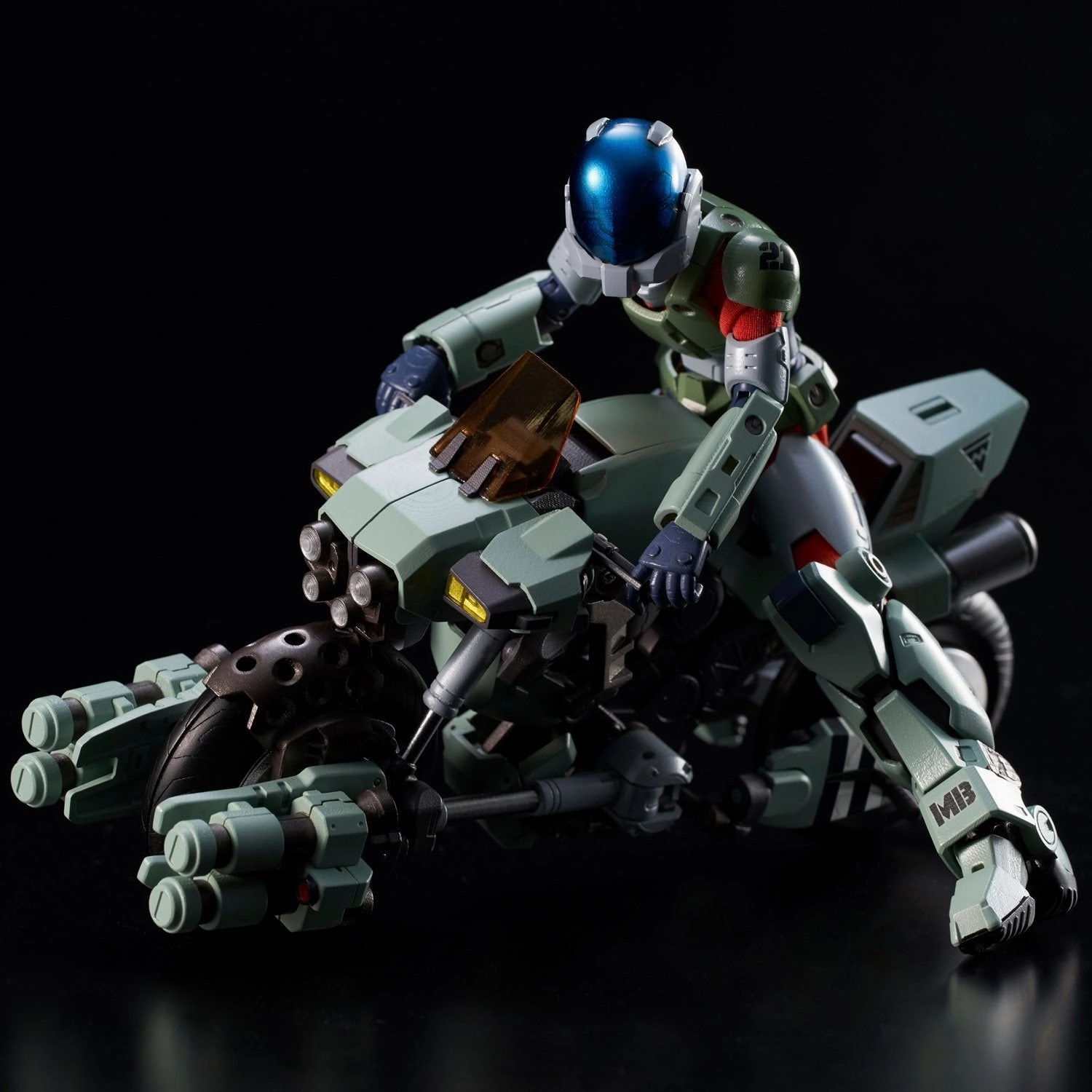 Sentinel Riobot 1/12 VR-052F Mospeada Action Figure