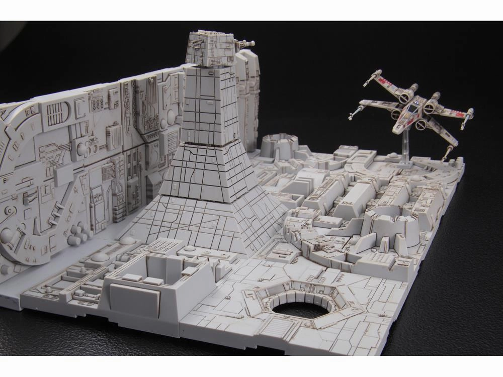 Star Wars 1/144 Scale Death Star Attack Model Kit