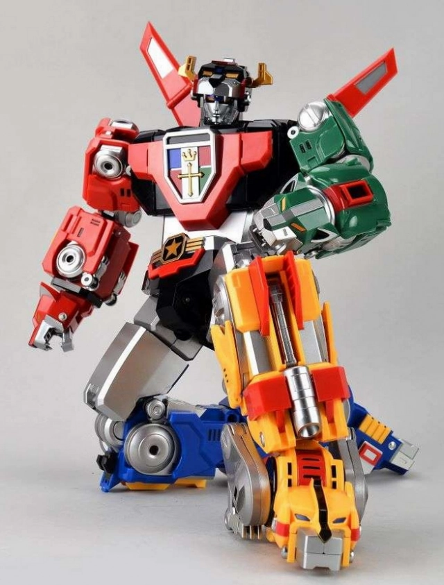 Voltron Beast King Golion - Metal Club Muscle Bear