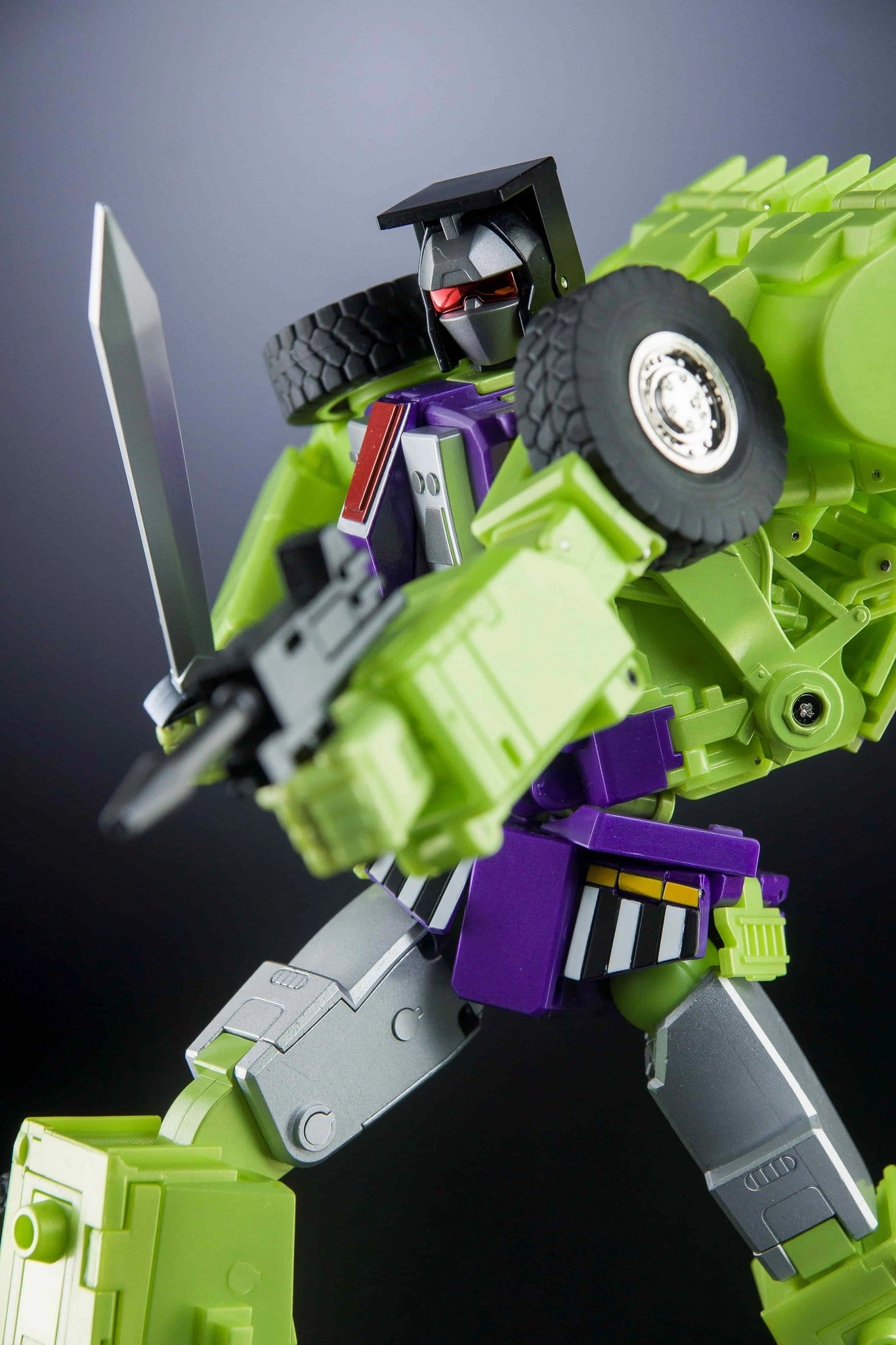 X-Transbots Master X - MX-41 Ground Bite